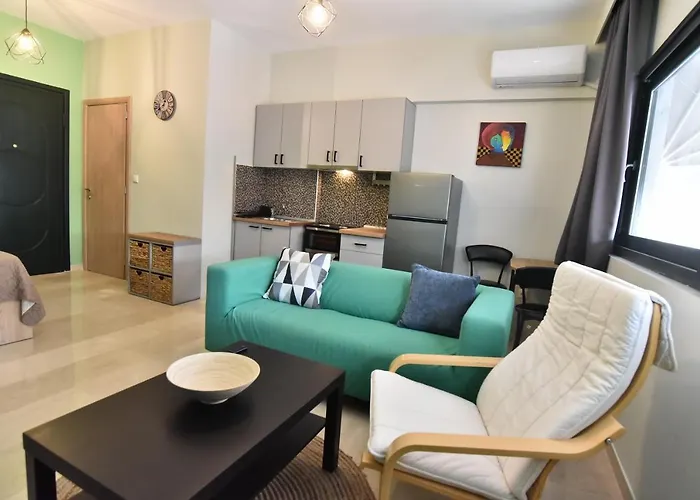 No15 Central Apartment